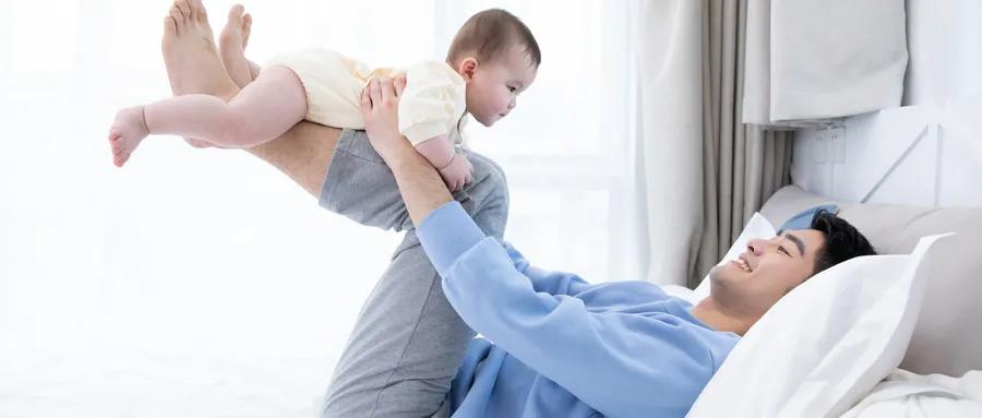 如果你陷入產(chǎn)后抑郁，你和你的伴侶應(yīng)該怎么做？
