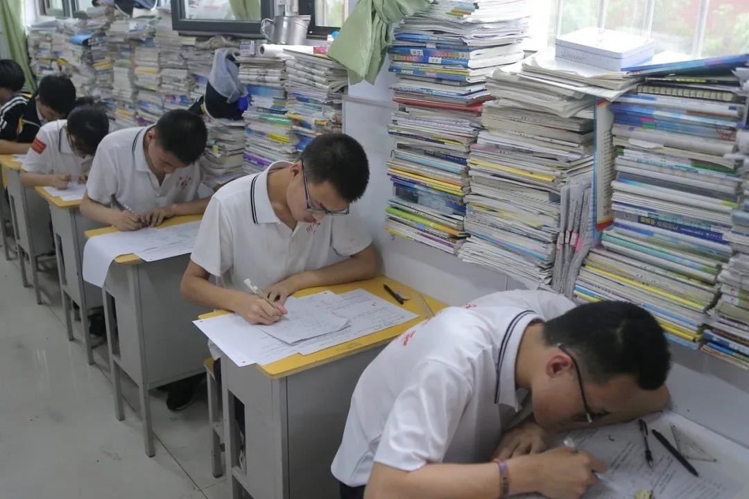 90%的家長(zhǎng)不知道，考前如何幫助孩子做好心理減壓
