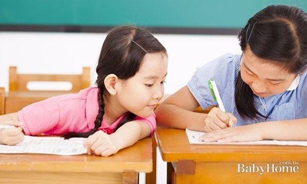 【親子教育】當(dāng)發(fā)現(xiàn)孩子作弊時(shí)，該怎么辦？